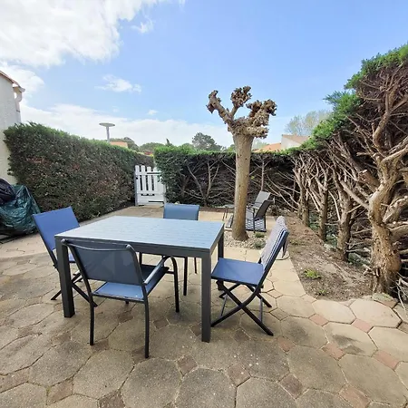 Maison Renovee Avec Piscine, Tennis Et Terrasse - 4 Personnes - La Palmyre - Fr-1-705-73 Les Mathes